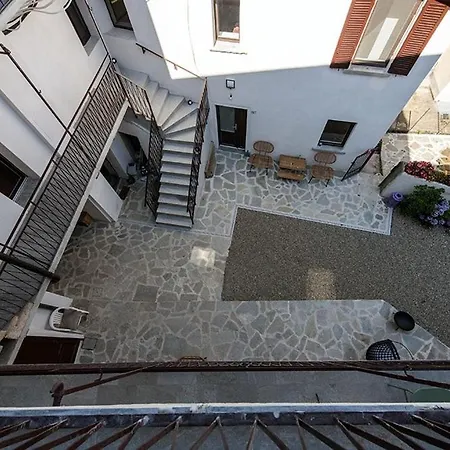Levoasi 3 - Garden, Jacuzzi And Sauna Escape Apartament *