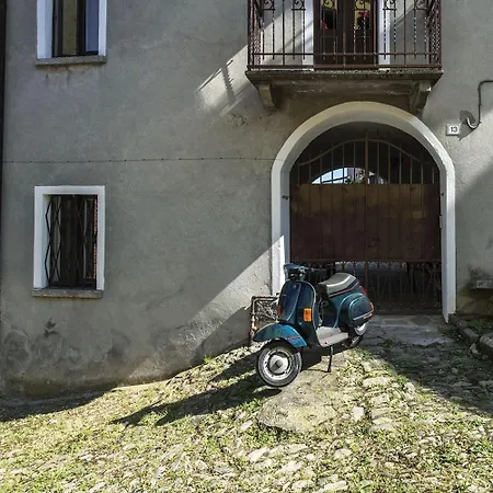 Levoasi 3 - & Mountain View Escape Apartment *